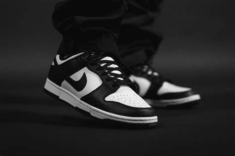 nike dunks 46|Nike dunk black and white.